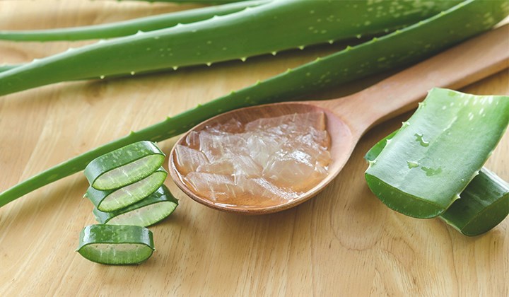 What natural products can be used for psoriasis?